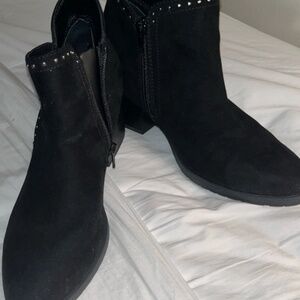 Sonoma Vitalize ortholite Suede ankle booties